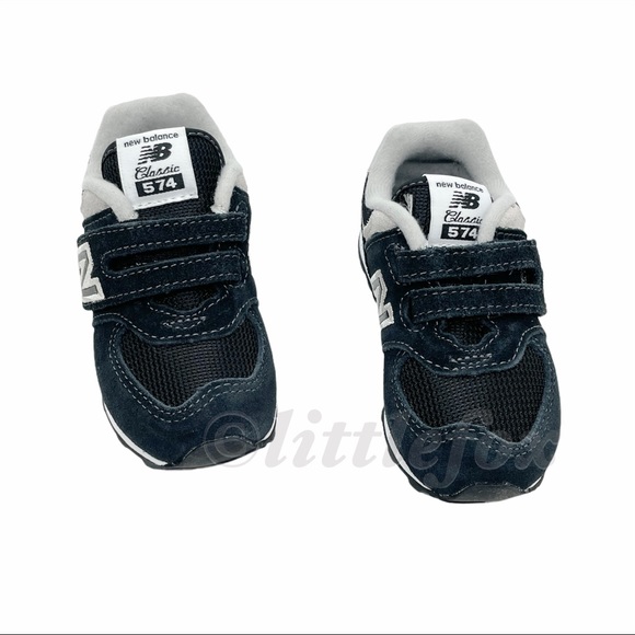 NEW! NEW BALANCE SNEAKERS - Picture 2 of 7